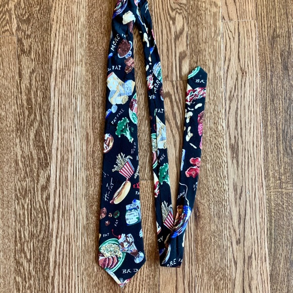 NICOLE MILLER *vintage* 1996 necktie. 100% silk. - Picture 6 of 6